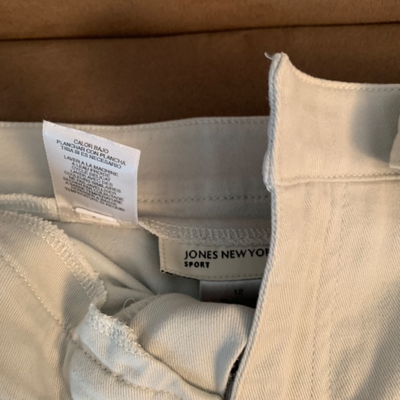 Jupe - Picture 3 of 3